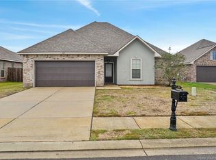 305 Madison Crossing Dr, Sulphur, LA 70665