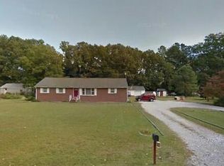 2797 Kemp Ln, Hayes, VA 23072