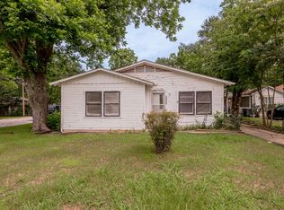 1312 16th St, Huntsville, TX 77340