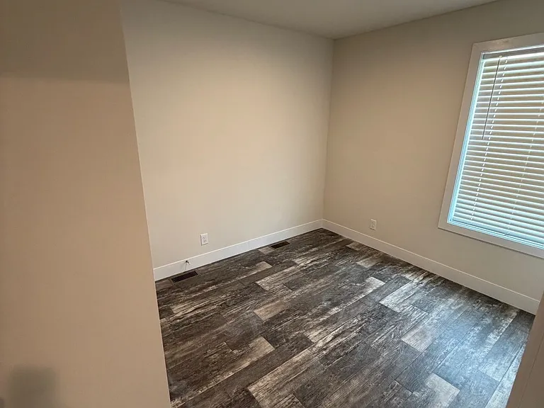 110 Park Dr — Photo 6