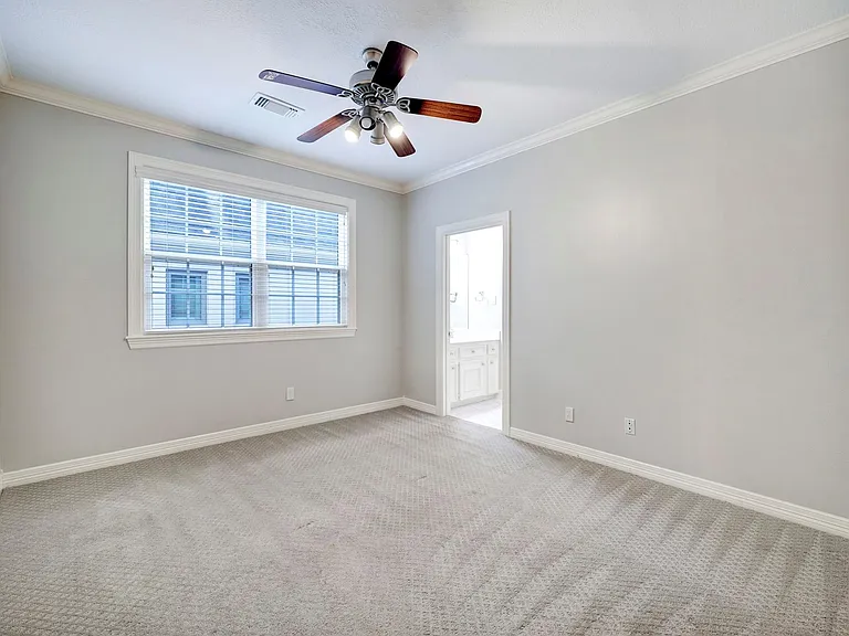 4120 University Blvd — Photo 19