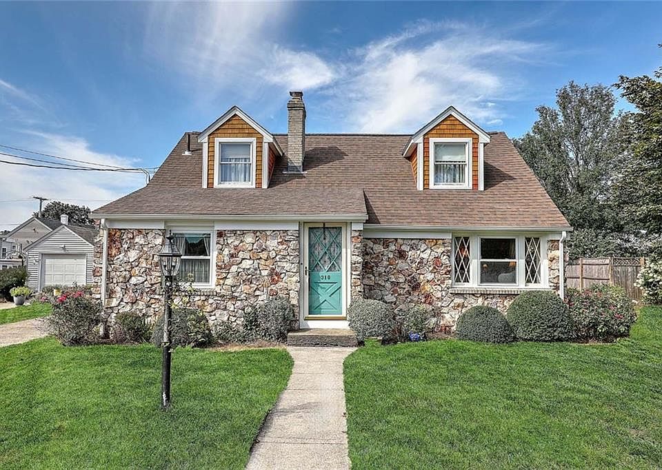 310 Pullen Ave, Pawtucket, RI 02861 | Zillow