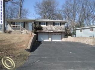 5955 Paramus, Clarkston, MI 48346