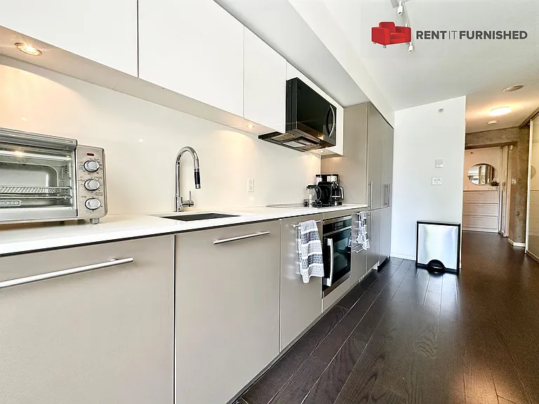 999 Seymour St #503 — Photo 9