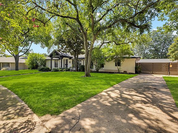 3rd image of 3936 Cedar Bayou Dr