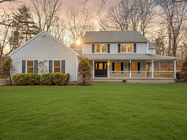 10 Beauregard Ter, West Springfield, MA 01089