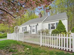 27 Wood Rd, Morristown, NJ 07960