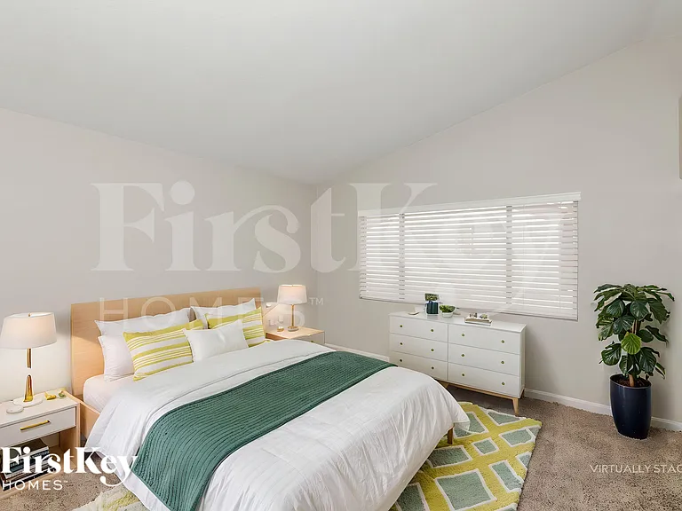 277 Fairbrook Dr — Photo 11