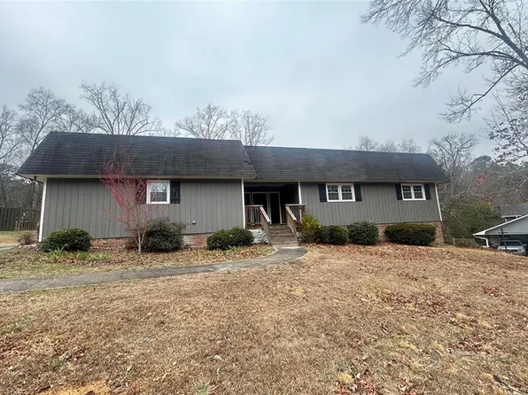 102 Margo Trl SE, Rome, GA 30161