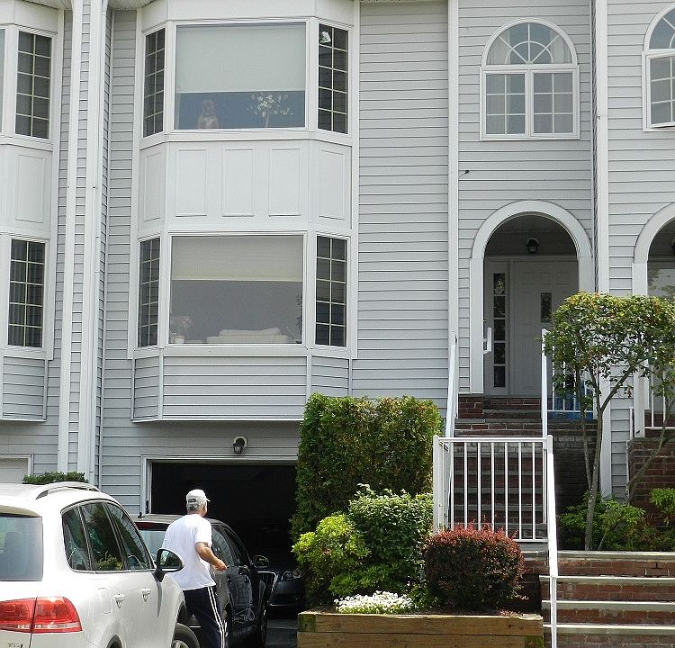 1st image of 24028 Oak Park Dr