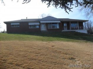 2249 Wildwood Dr, Glen Carbon, IL 62034