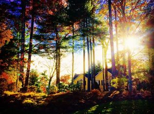 18 Goss Pond Rd, Upton, MA 01568