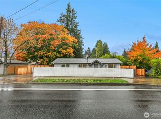 15914 52nd Ave W, Edmonds, WA 98026
