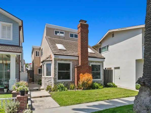 223 14th St, Huntington Beach, CA 92648