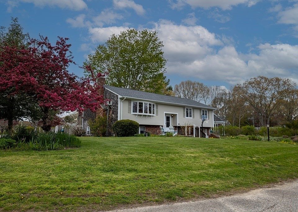 1st image of 53 E Harbor Dr