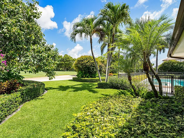 1851 Thatch Palm Dr — Photo 43