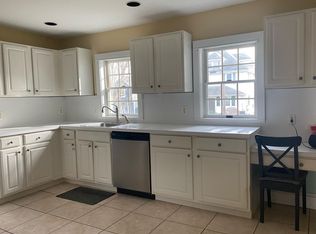 43 Mechanic St #A, Huntington, NY 11743