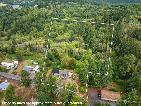 220 Holcomb Spur Road, Kelso, WA 98626