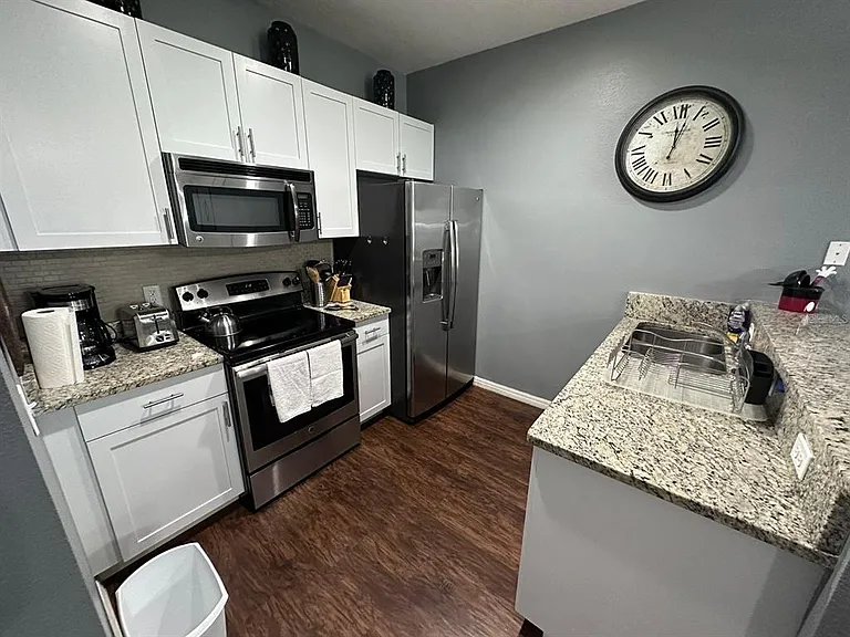 5368 Diplomat Ct #106 — Photo 22