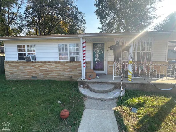 1302 E Court St, Paragould, AR 72450