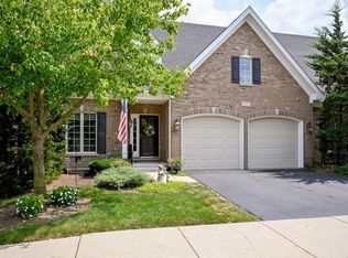 2127 Tartan Ct, Wheaton, IL 60187