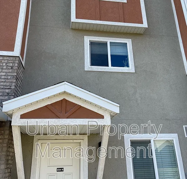 654 N 130 E — Photo 2
