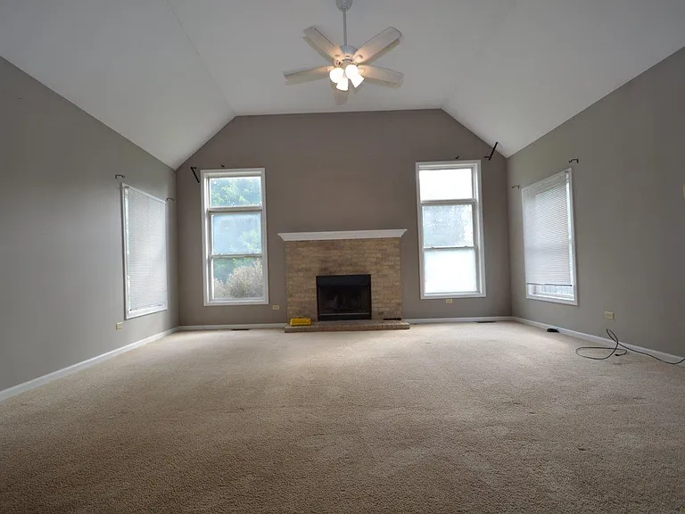 3301 Banford Cir — Photo 11