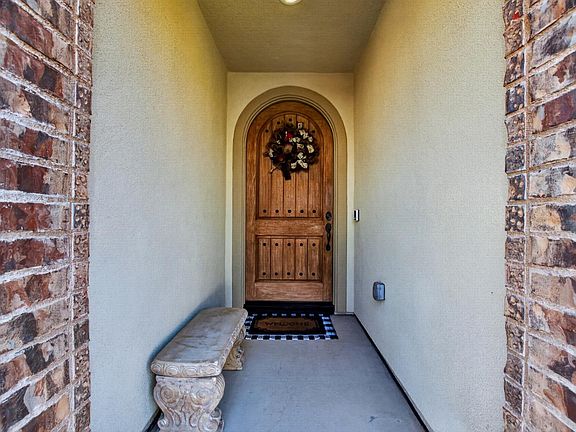3rd image of 248 Heirloom Ave