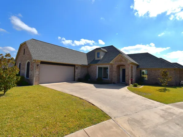 1336 Ashley Creek Ln, Tyler, TX 75703