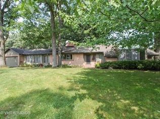 1436 Stratford Rd, Deerfield, IL 60015