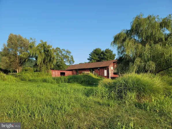 811 Richmond Rd, Amissville, VA 20106
