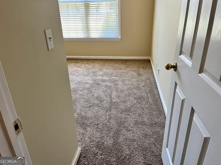 99 High Point North Dr — Photo 21