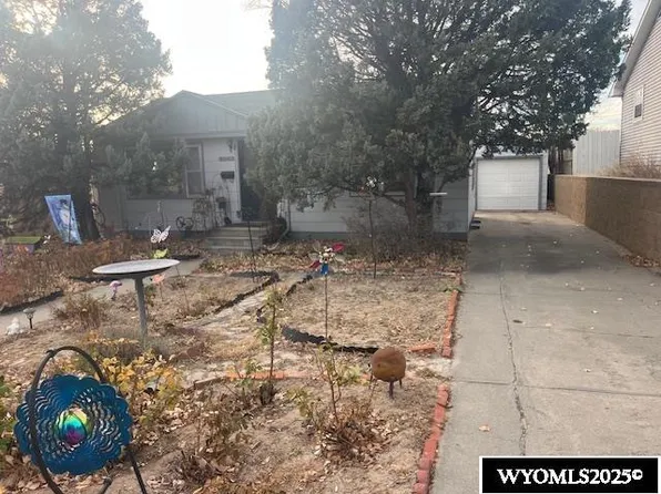 2952 W A St, Torrington, WY 82240