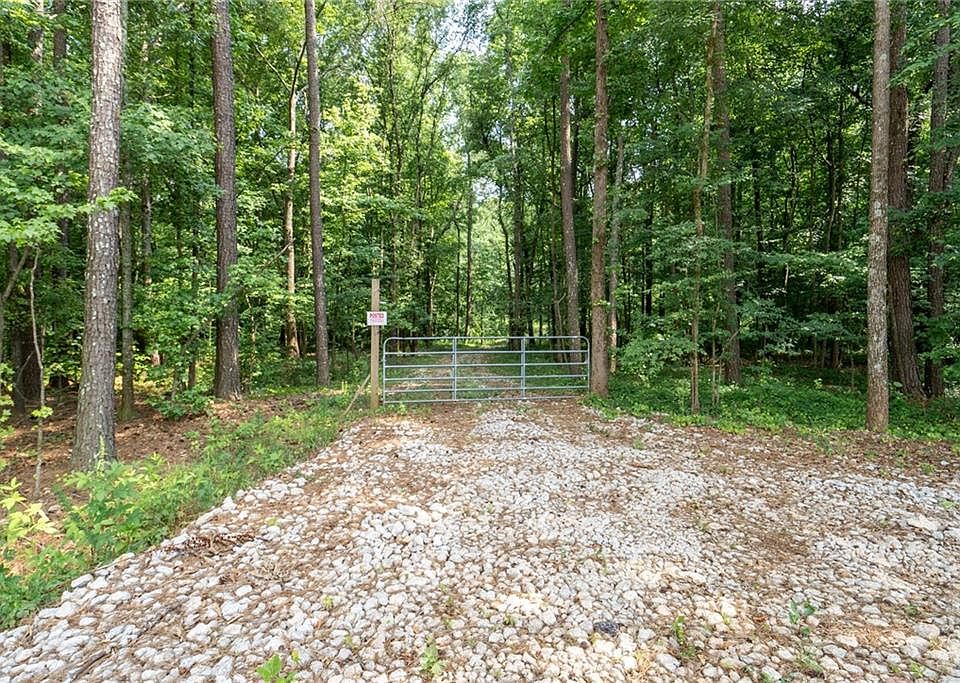 1st image of 2535 Willow Ln #9