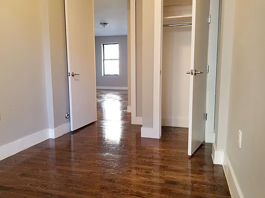 Rented by Bruma Realty LLC | media 32