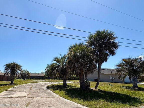 5th image of 1429 Calvin Ave