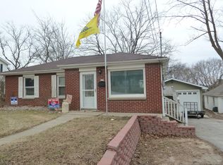 277 Prospect Ave, Pewaukee, WI 53072