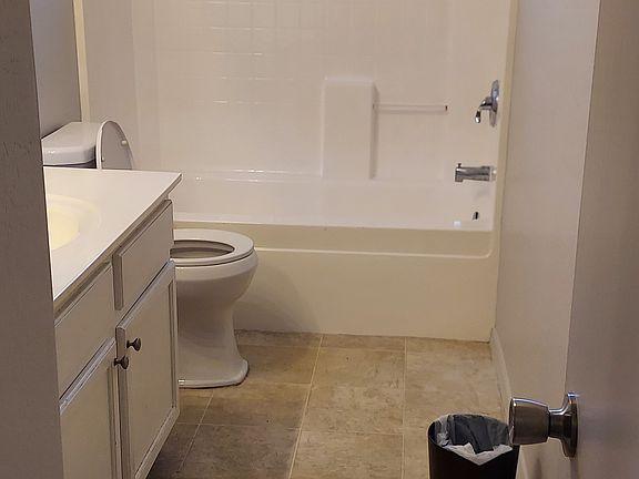 5th image of 22636 W Papago St