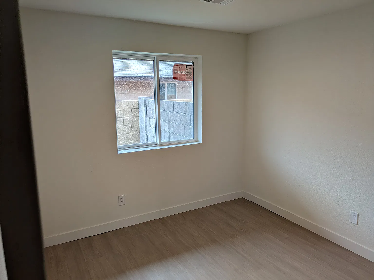2 bed, 850 sqft, $1,400 — Photo 2