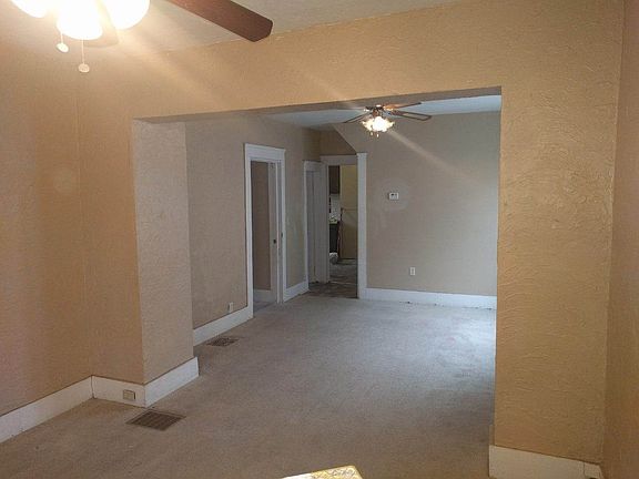 4th image of 4622 Kerns Ave