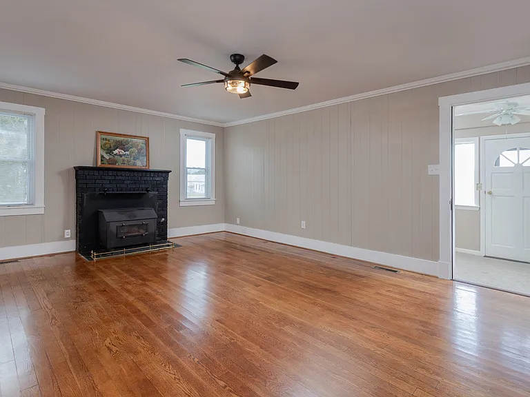 71 Judy Ln — Photo 31