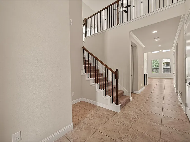10514 Inverclyde Dr — Photo 6