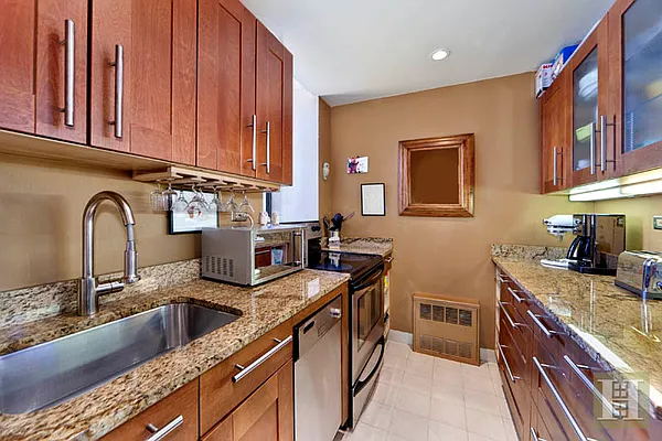 Sold by Halstead Real Estate | media 3