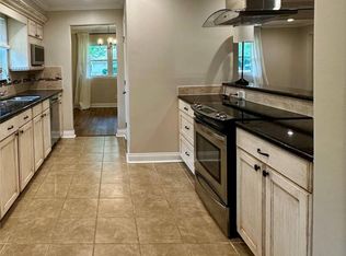 1906 Mapleton Dr, Houston, TX 77043