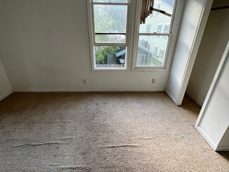 6116 Dunsmuir Ave — Photo 4