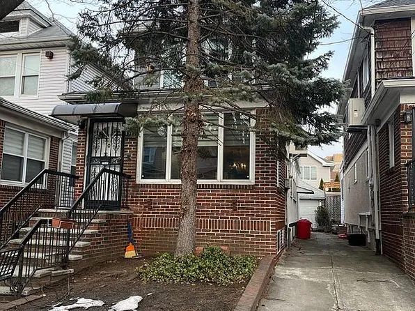 1341 E 34th St, Brooklyn, NY 11210