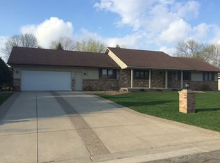 318 7th St NW, Blooming Prairie, MN 55917
