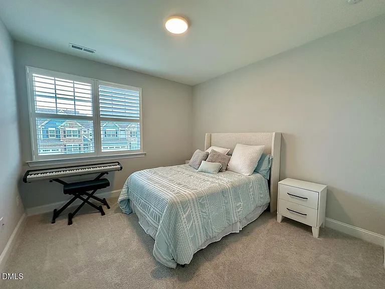 111 Cressida Woods Dr — Photo 14