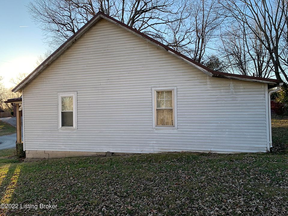 2nd image of 505 O'Riley St