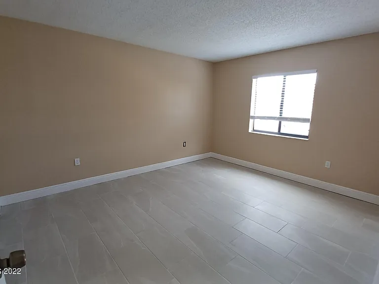 196 San Juan Cir — Photo 16